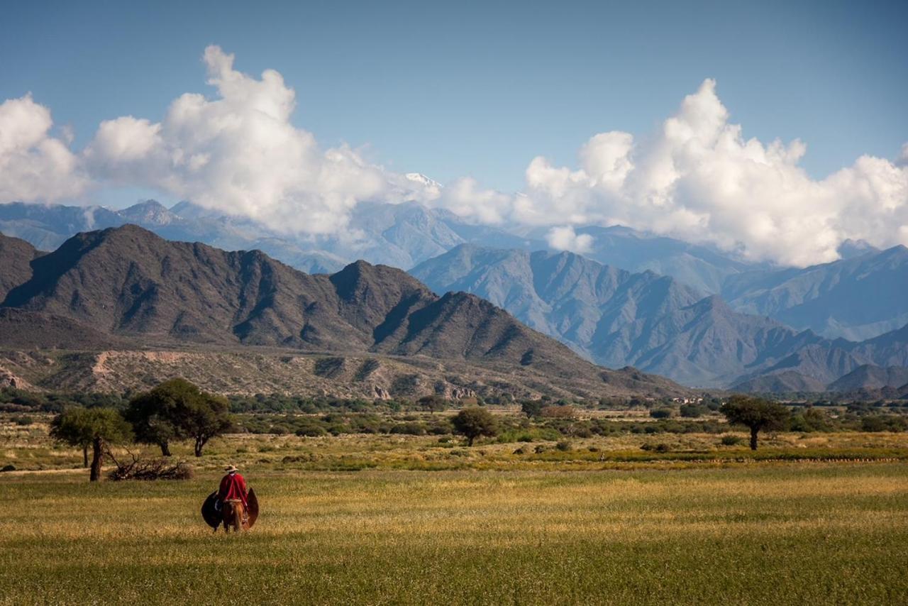 Estancia Banda Grande - Horse & Hiking Safaris Molinos Bagian luar foto